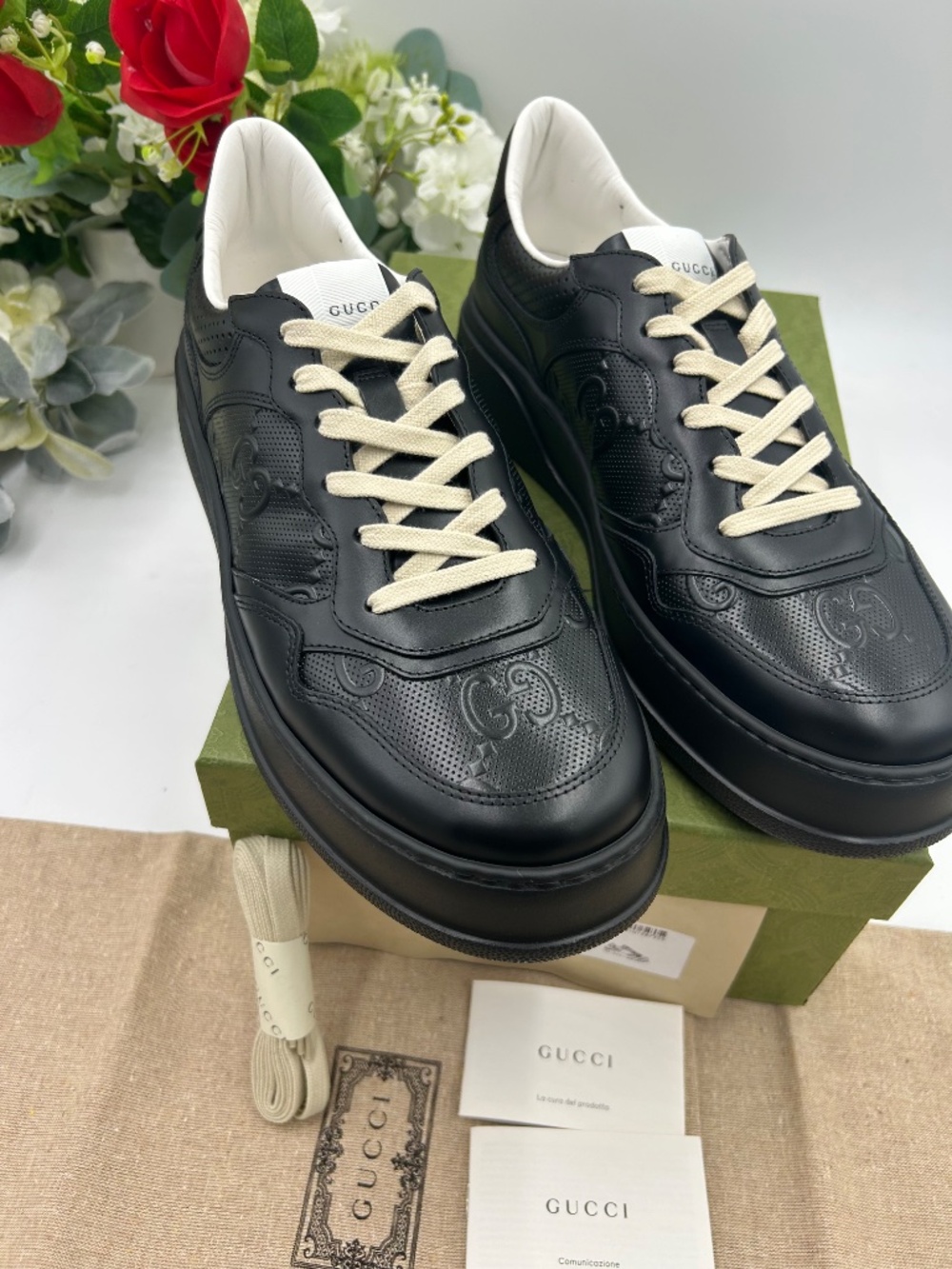 Men’s Gucci GG embossed black leather sneakers.Size11 (fits 11.5.) Made in Italy - Picture 3 of 10